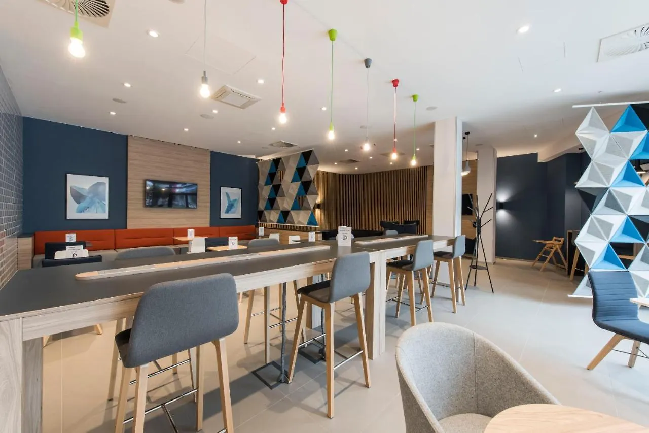 Hotel Holiday Inn Express Warsaw - Mokotow By Ihg