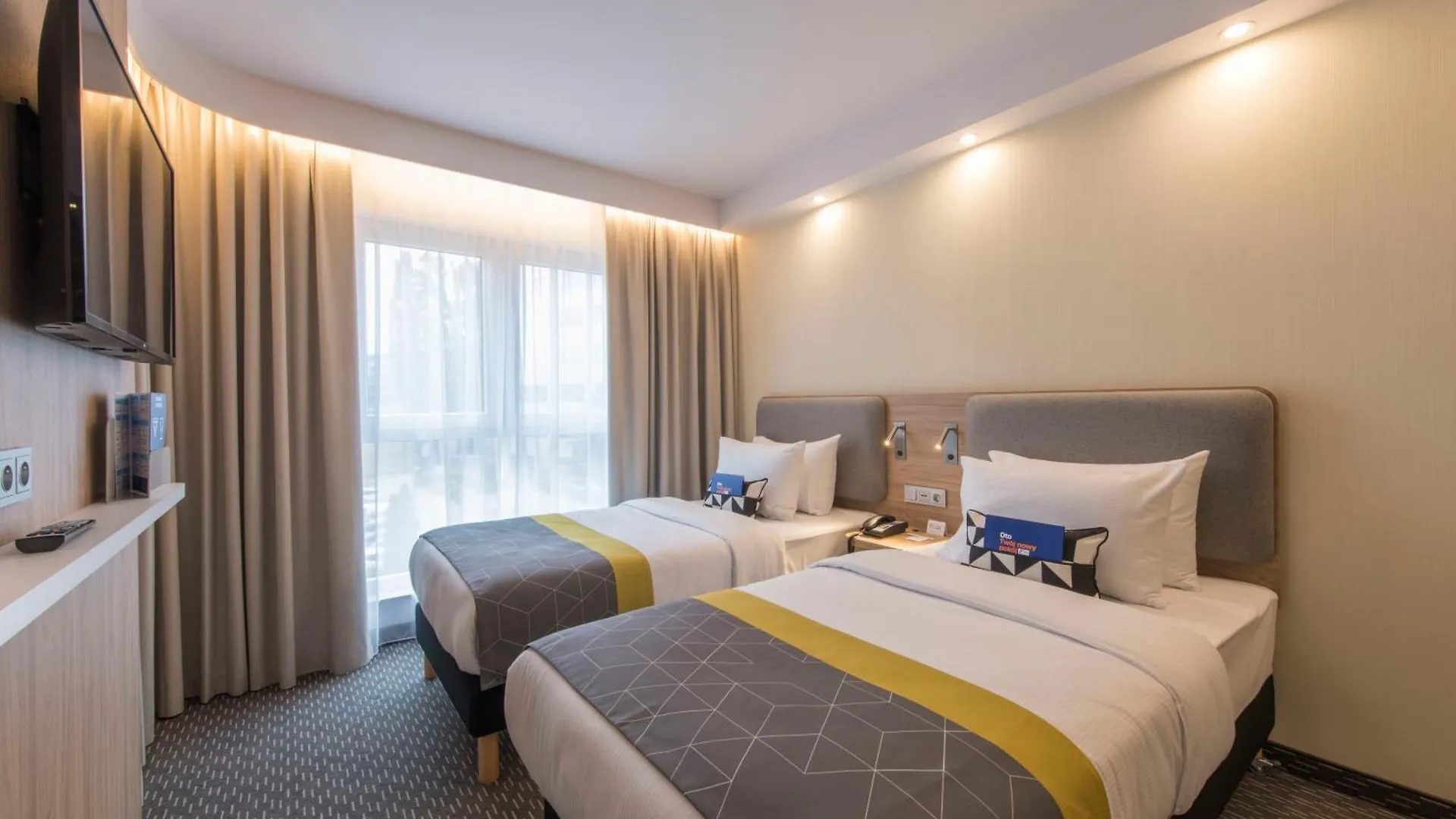 Holiday Inn Express Warsaw - Mokotow By Ihg 3*,  Polonia